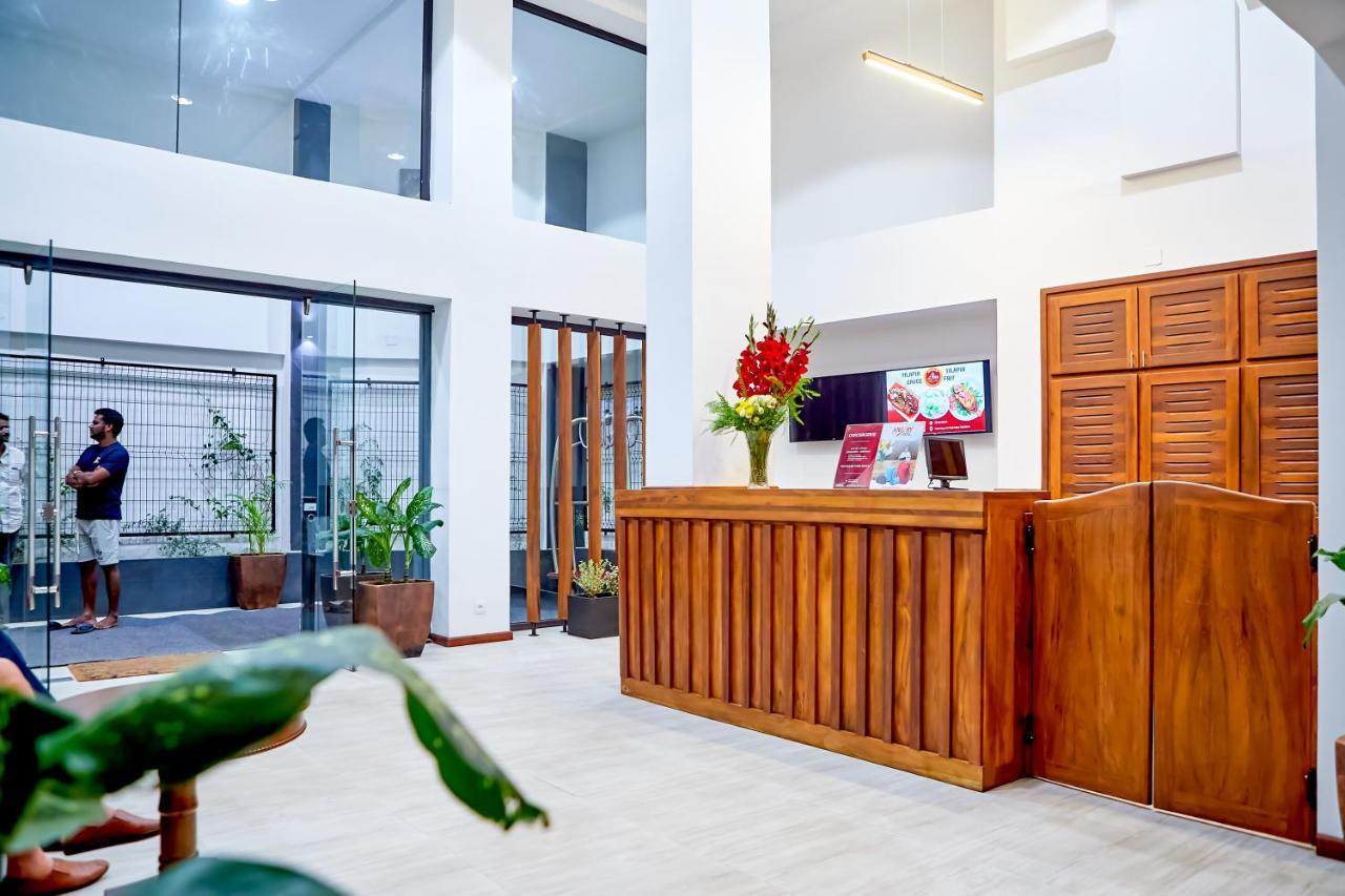 Anjary Hotel Антананариву Экстерьер фото