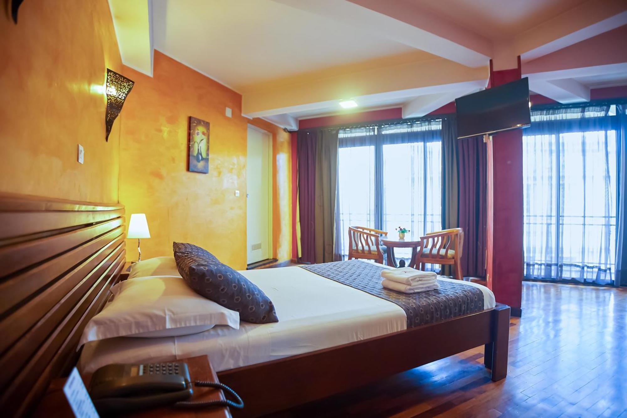 Anjary Hotel Антананариву Экстерьер фото