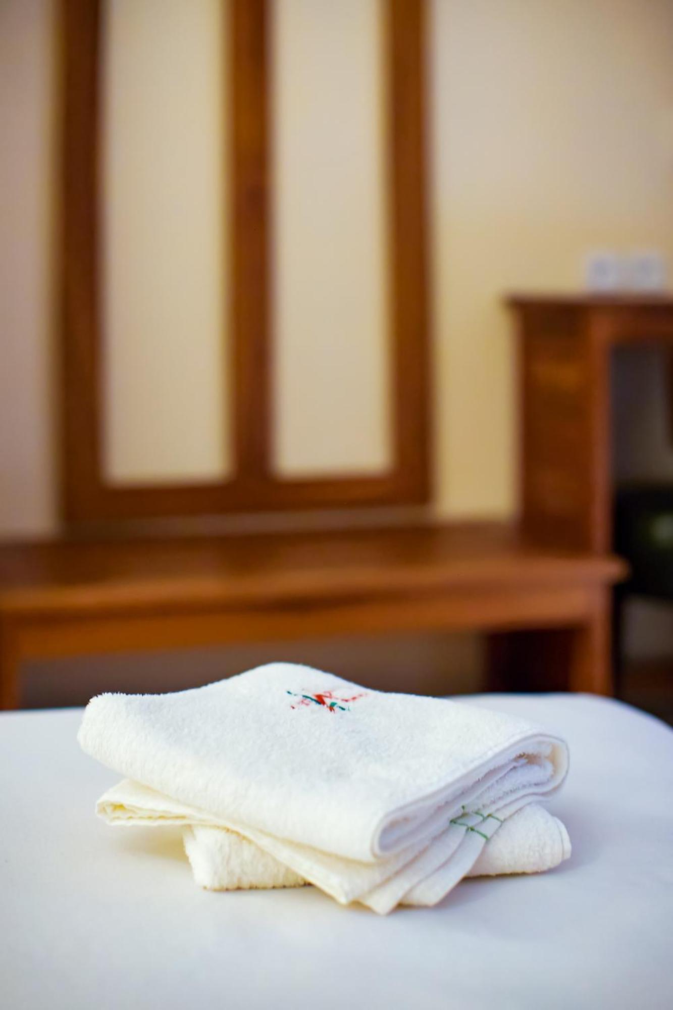 Anjary Hotel Антананариву Экстерьер фото