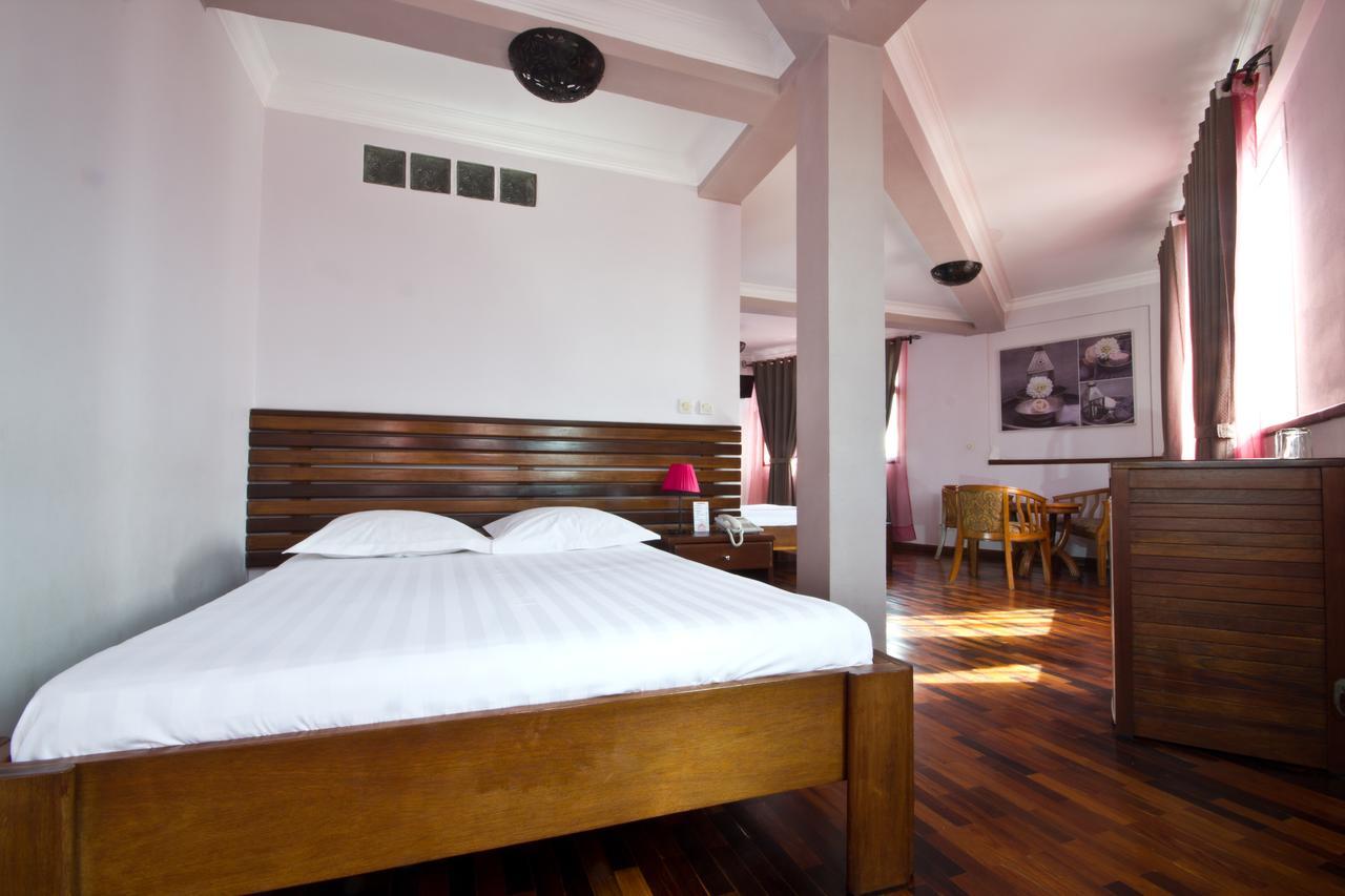 Anjary Hotel Антананариву Экстерьер фото