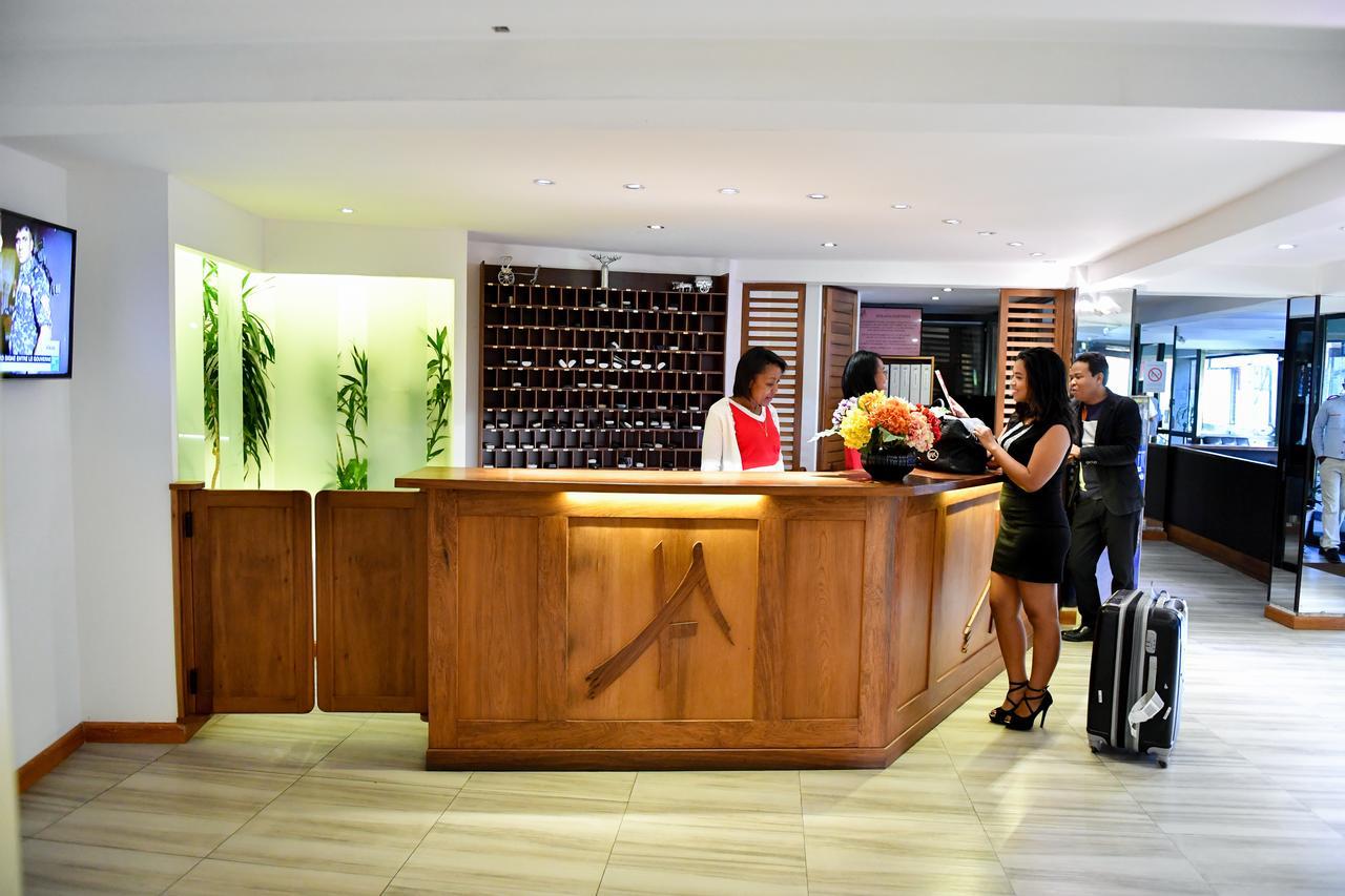 Anjary Hotel Антананариву Экстерьер фото